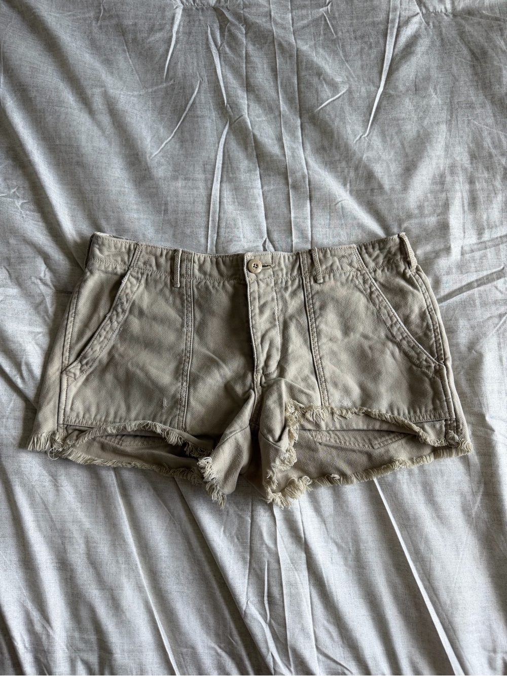 American Eagle Outfitters Tan Utility Cutoff Shorts (6)